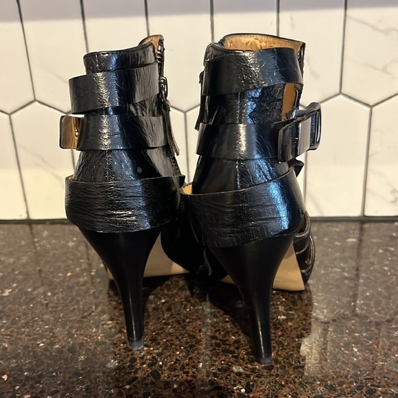 4/$20 Nine West black heal ankle boots, size 6M - Picture 4 of 8